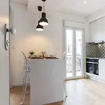 The Anjos Cozy 1-bed Retreat Лиссабон