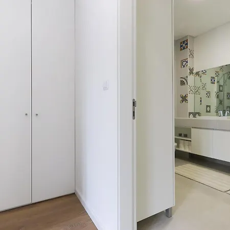 The Anjos Cozy 1-bed Retreat